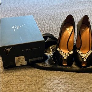 Giuseppe Zanotti satin heels size 37